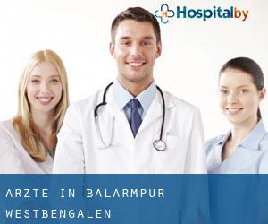 Ärzte in Balarāmpur (Westbengalen)